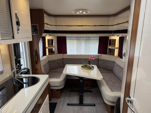 Hobby Excellent 495 UL with single beds **Mover/Bike rack/Awning tent/1st owner/Very neat caravan** photo: 22