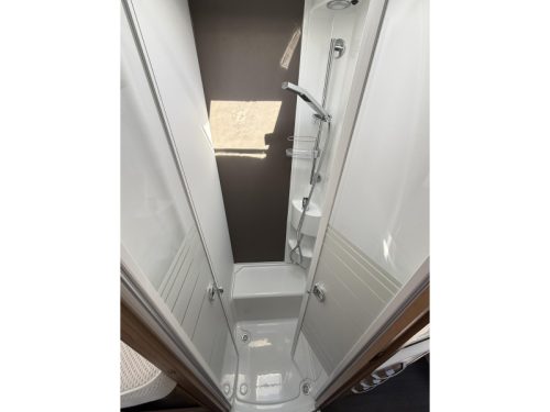 Adria Matrix Supreme 670 SL Foto: 16
