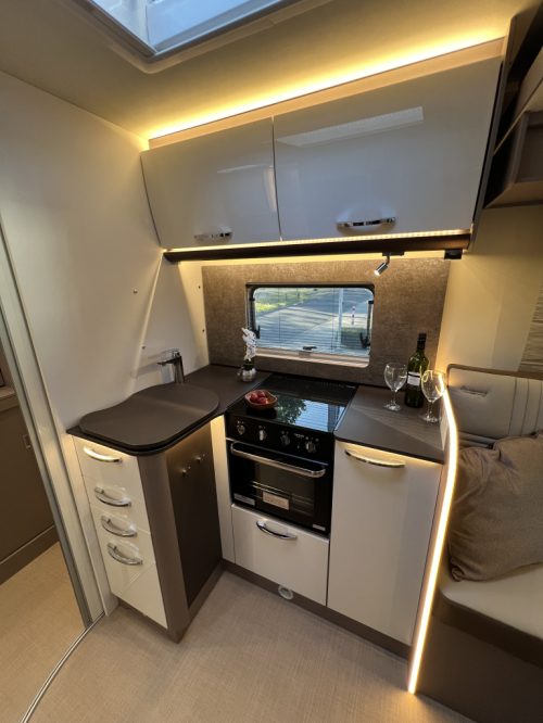 B&uuml;rstner Lyseo 684G HARMONY LINE HEFBED+9T AUTOMAAT FIAT 8 foto: 6