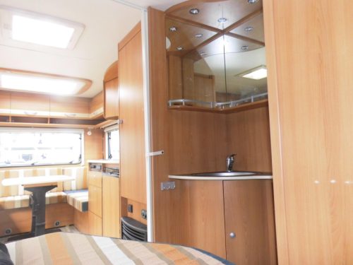 Dethleffs Camper 540 Awning and canopy. photo: 7