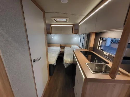 Knaus Sport 460 EU tr&egrave;s complet &eacute;quip&eacute; photo : 10