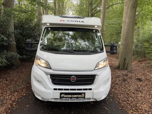 Adria Coral Axess 600 SC Queensbed 34000 km Airco photo: 2