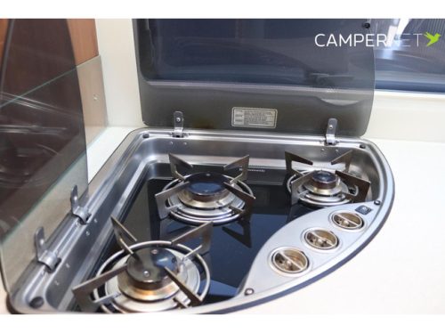 Carthago CHIC E-LINE I 51 YACHTING 180pk Automaat | Ohne Hubdach | Alde Heizung | L&auml;ngsbetten | Solarpaneele | Wechselrichter | Doppel-Bo Foto: 14