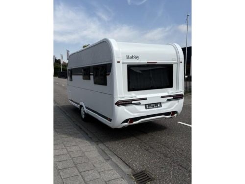 Hobby De Luxe 460 UFE Model 2027 photo: 3