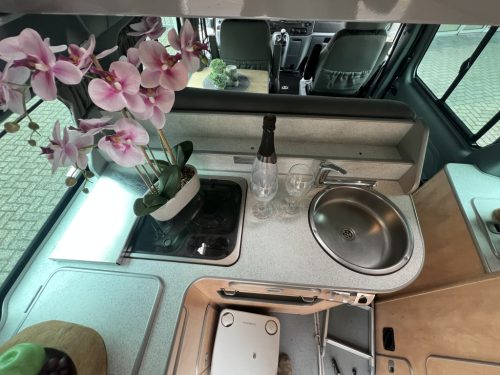 Ford Westfalia Nugget POP-TOP ROOF SPACE WONDER 4.99M LONG EURO4 photo: 4