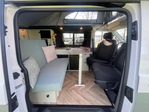 Volkswagen T6.1 photo: 14