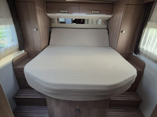 Malibu Compact AUTOMATIC 130HP 1st owner NW photo: 12