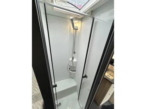 Sun Living S 75 SL Premium Pack, Markise, Navigationssystem  Foto: 16