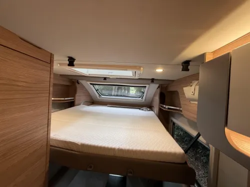 Weinsberg Xcursion 500 LT Compact Drop-down bed 22000 km! photo: 13