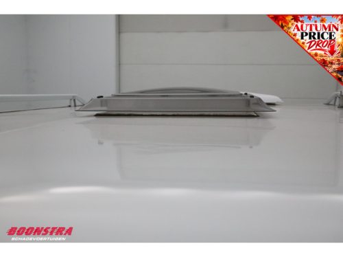Kip Navigator 44 TDB Mover Radio Central kitchen Single beds Heater photo: 4