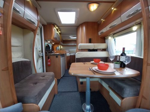 Hobby 650 With extra low beds! photo: 1