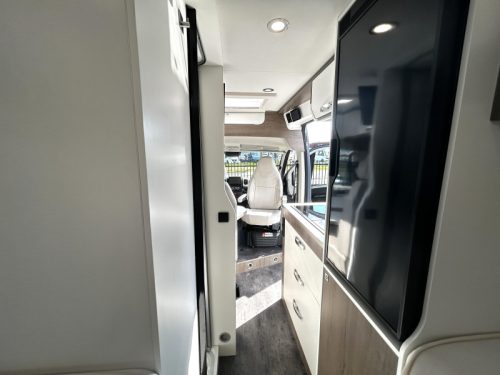 Mooveo Van 63 EB Single beds/Automatic photo: 8
