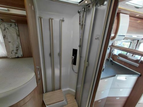 Carthago C-Compactline 144 LE - Single beds - Automatic  photo: 14