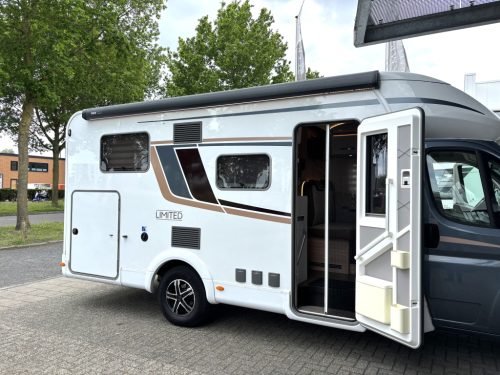 B&uuml;rstner Lyseo Limited 690 G 9-TR AUT ENKELE BEDDEN + HEFBED photo: 5