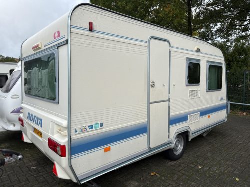 Adria Unica B 431 DD Fahrradtr&auml;ger/Vorzelt Foto: 1