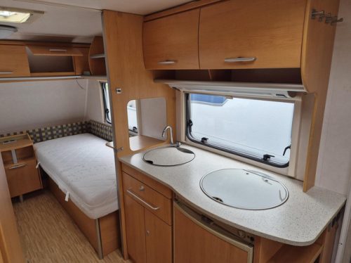 Eriba - Hymer 532 Single - single beds or XXL bed & awning photo: 12