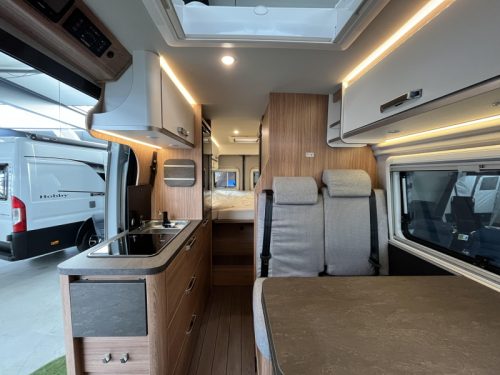 Weinsberg CaraBus 630 ME [FIRE] GRATIS AUTOMAAT  Foto: 9