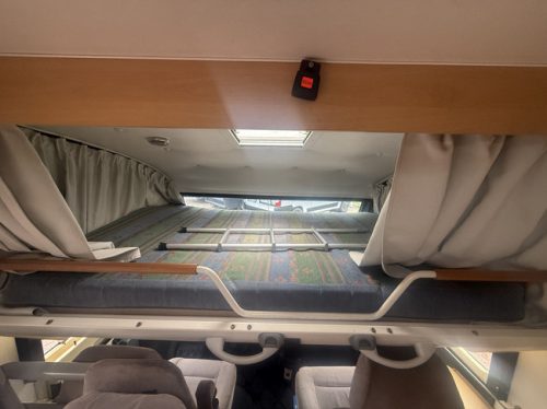 Dethleffs Esprit 2.8 128 hp overcab bed bunk bed awning bike rack 2x solar panel roof air conditioning camera face to face garage photo: 16