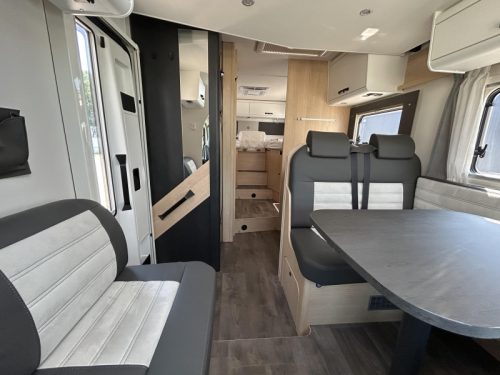 Sunlight T 68 Adventure Edition + Air conditioning & Pop-top roof photo: 1
