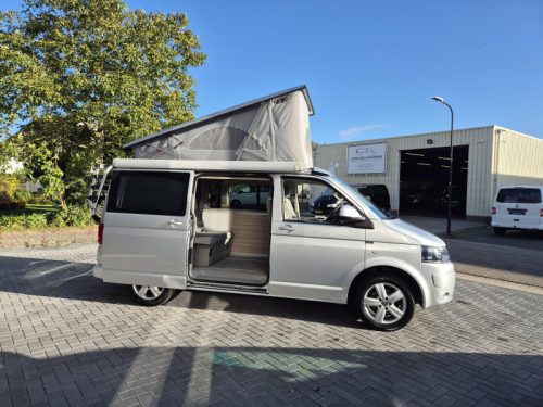 Volkswagen T5 California Comfortline 2.0TDI 140PK  Foto: 2