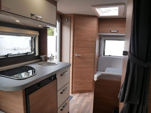 Weinsberg CaraOne 390 QD Inkl. Vorzelt  Foto: 13