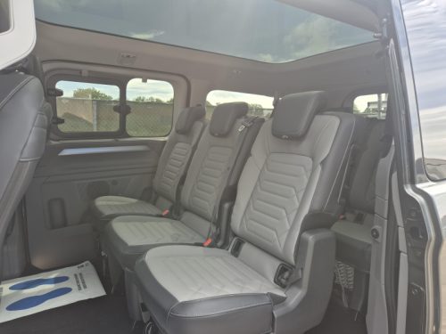 Volkswagen Transporter Caravelle 8-person Pano 4m photo: 11