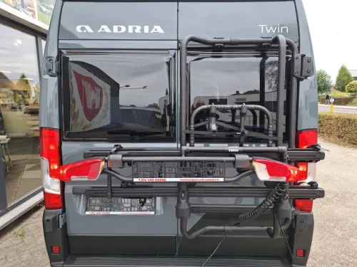 Adria Twin Plus 540 SP Thule Demo Van Foto: 3