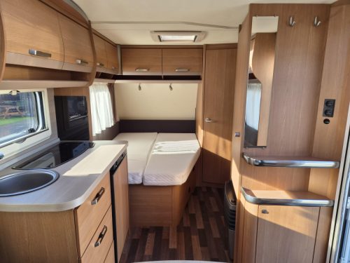 Knaus Sport 450 FU photo: 3