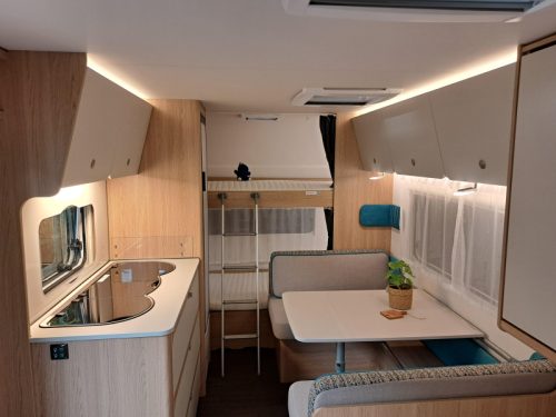 Dethleffs Aero 470 FSK STUNTPRIJS! Etagenbetten. Foto: 5