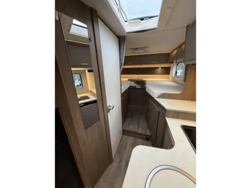 Carado T 338 Edition 24 Automatic! Air conditioning! photo: 17