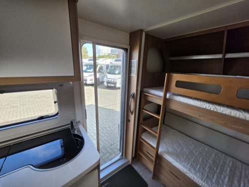 Hobby De Luxe 490 KMF Bunk bed, 6 berths!  photo: 5