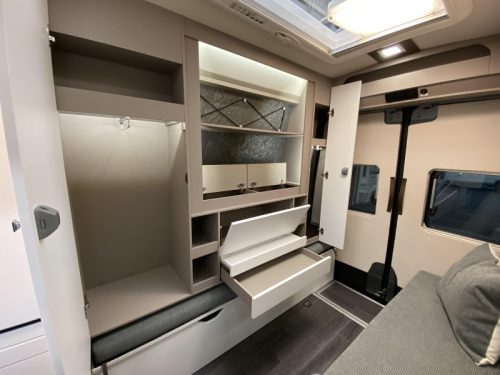 Frankia Yucon 7.0 Lounge Rundsitz V6 Autom. Foto: 18