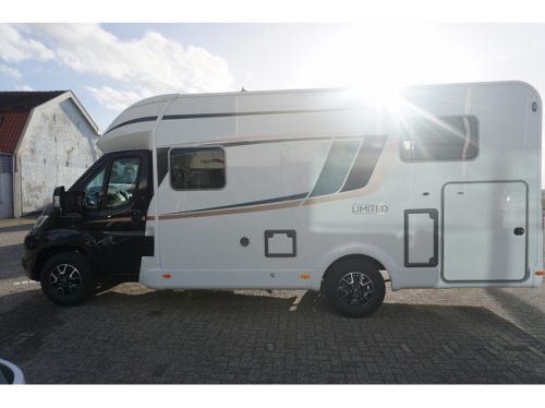 B&uuml;rstner Limited T 690 Citroen photo: 6