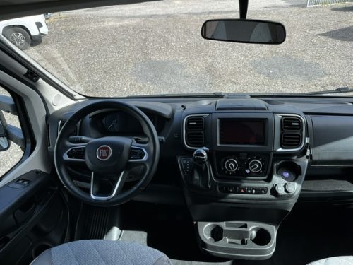 Carado T 338 Teilintegriert| Automatik | 2x Klimaanlage | Markise | R&uuml;ckfahrkamera Foto: 18