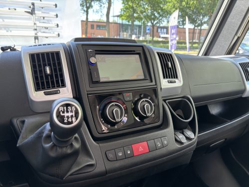 Challenger Sirius 3087 GA SINGLE BEDS + POP-TOP ROOF EURO 6 photo: 14
