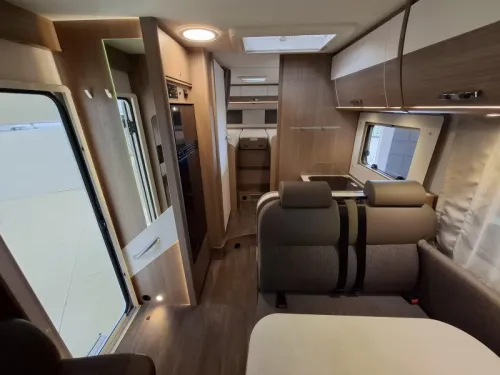Hymer Carado 447 T 140HP Single Beds Solar photo: 10