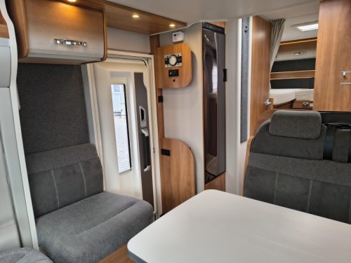 Dethleffs Trend T 7057 EB -9-Gang-Automatik-Hubbett Foto: 3