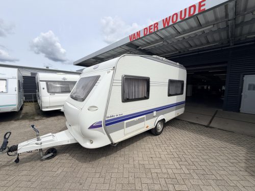 Hobby De Luxe 400 SF Awning, Seating Area Transverse bed photo: 16