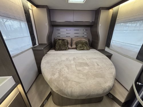 Chausson Titanium 628 AUTOMAAT QUEENSBED CAMERA ZONNEPANEEL Foto: 2
