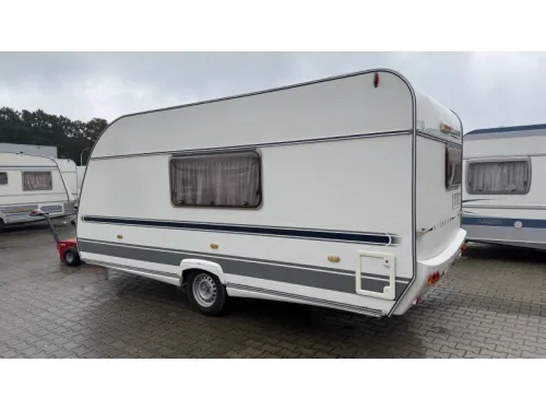 Beyerland Vitesse 460 MD Heckk&uuml;che Sitzgruppe Festbett Foto: 14