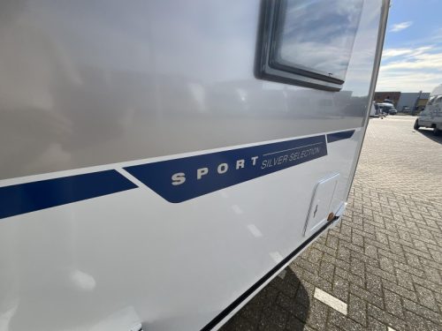 Knaus Sport Silver Selection 450 FU AWNING-AWNING-NEAT photo: 10