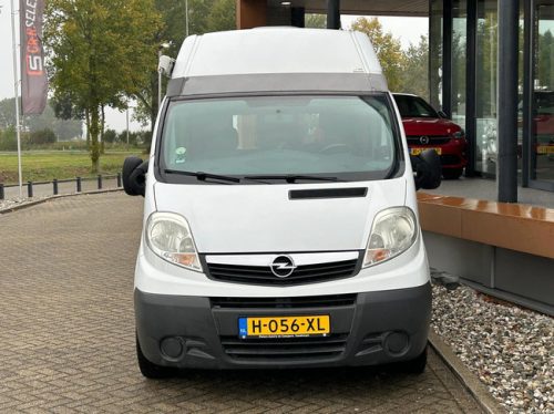 Opel VIVARO CAMPER / AWNING / STOVE / CAMERA photo: 4