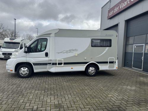 Dethleffs Globebus 3 T Ger&auml;umige Rundsitzgruppe  Foto: 1