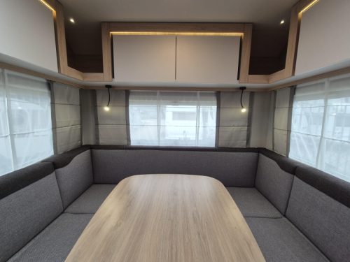 Knaus Sport Platinum 500 EU U-shaped dinette + single beds  photo: 22