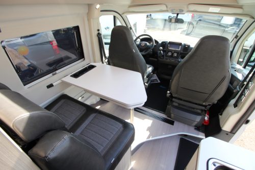 Adria Twin Plus 640 SLB photo: 4