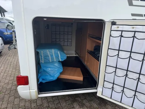 Hymer Exsis-T 588 EX With single beds & Air conditioning photo: 21