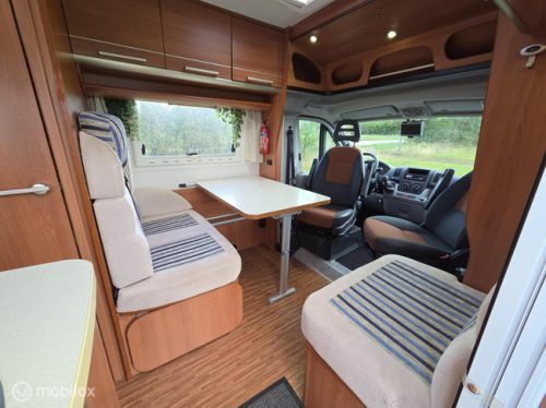 Laika X660R Semi-integrated 131Hp ☆Cruise, Euro 4, Garage☆ photo: 8