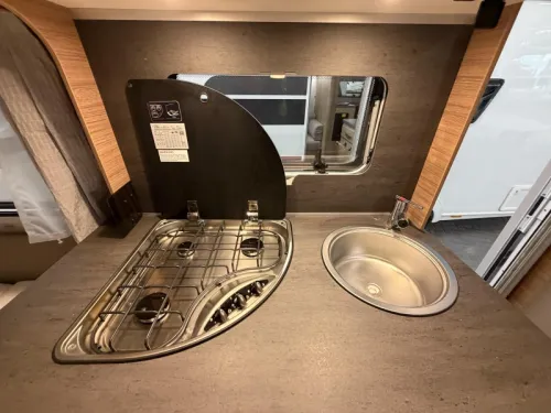 Weinsberg CaraOne Edition HOT 390 QD Vorzelt | Ex-Vermietung Foto: 11