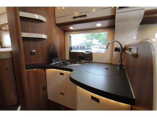 Carthago C-Tourer I 149 LE Single beds Pop-top roof  photo: 25