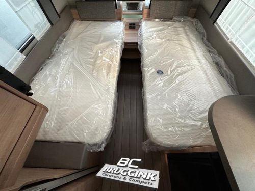 Knaus Sudwind Black Selection 500 EU SINGLE BED FLOOR HEATING photo: 9